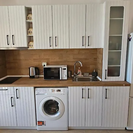 Villa Vp Astoria 5 Elenite