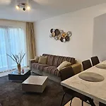 Vp Astoria 5 Елените