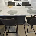 Vp Astoria 5 *