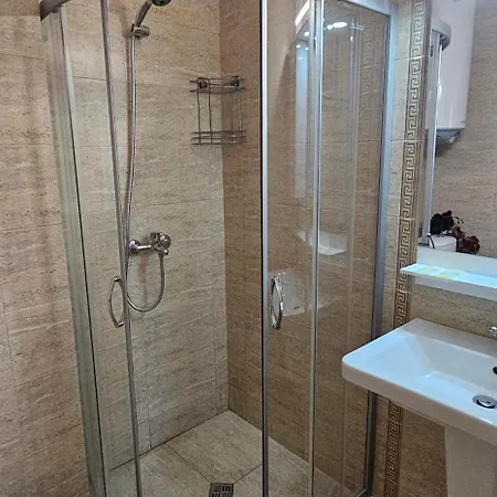 Vp Astoria 5 فيلة *