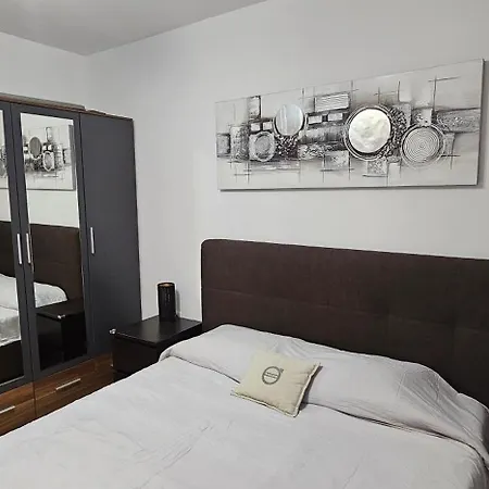 Vp Astoria 5 * النايت