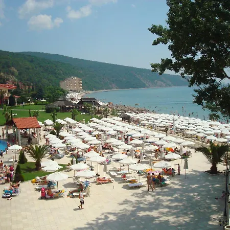 فيلة Vp Astoria 5 *