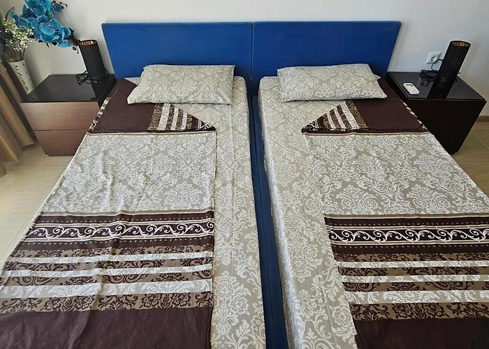 Vp Astoria 5 Villa Elenite